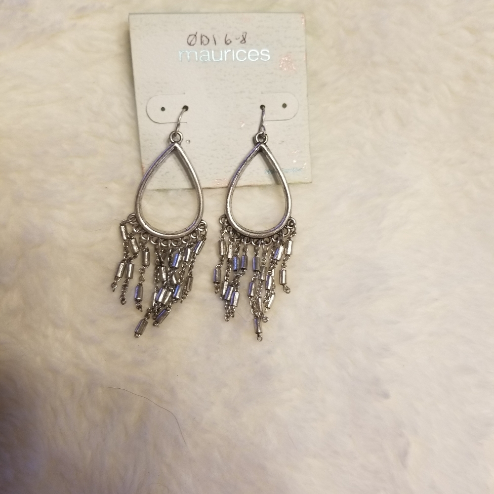 NWT earringsโ